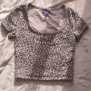 Aeropostale crop top